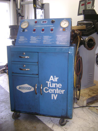 1-Used Murray Center IV A/C Service Station